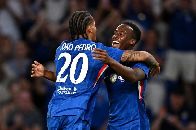 Chelsea Kalahkan Leverkusen 2-0: Dominasi Penuh The Blues di Stamford Bridge