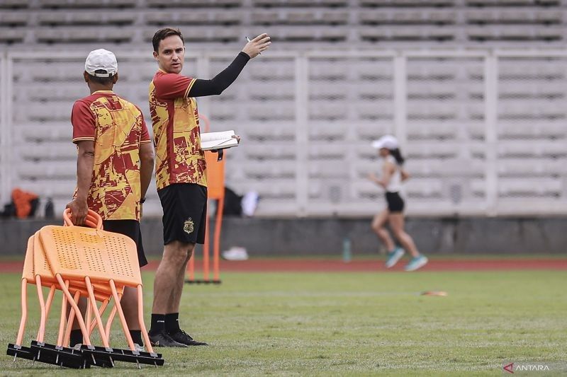 Paul Munster Soroti Penyelesaian Akhir Bhayangkara FC Usai Kalah 0-1 dari Borneo FC: 'Ini Sepak Bola'