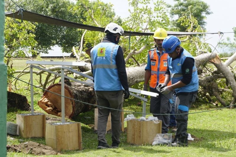 Terangi Pelosok Negeri, PLN Hadirkan Inovasi SuperSUN di Kawasan 3T untuk Pendidikan Berkelanjutan