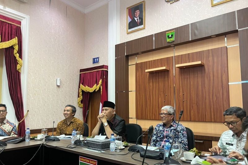 Fakta PLTP Sumbar: Pemprov Siapkan Pembangkit Panas Bumi 2026, Targetkan Investasi Hijau Rp120 Triliun