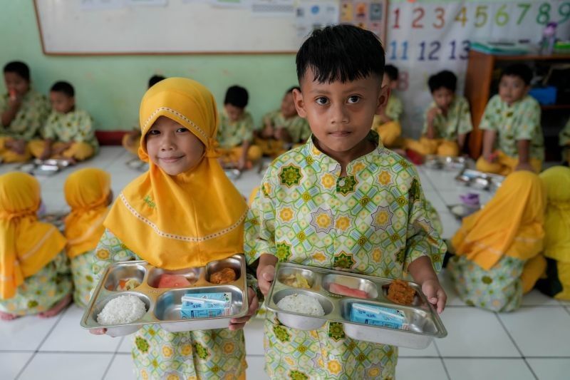 Wujud Nyata Kemerdekaan Gizi: Program Makan Bergizi Gratis Jangkau 8 Juta Penerima Manfaat