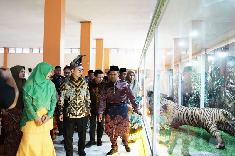 Menbud Fadli Zon: Museum Sang Nila Utama Riau Sarat Sejarah Penting, Perlu Adaptasi Teknologi