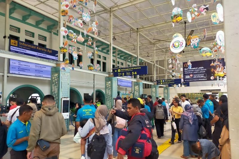 Rayakan Kemerdekaan: KAI Beri Diskon Tiket Kereta Api 20 Persen Sambut HUT RI ke-80, Jangan Sampai Ketinggalan!
