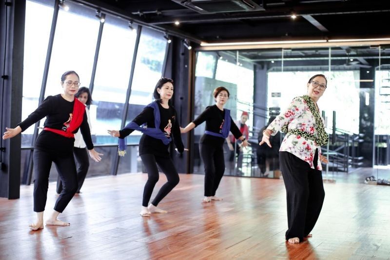 Kisah Inspiratif 'Tutur Puan': Mitra Seni Indonesia Angkat Peran Perempuan Lintas Generasi Lewat Pagelaran Akbar di Jakarta!