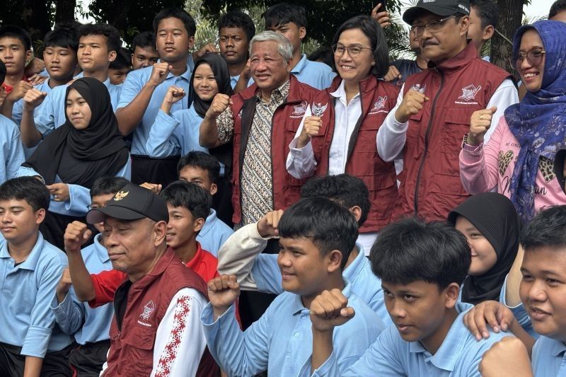 Fakta Unik: 15 Ribu Laptop Sekolah Rakyat Disiapkan Pemerintah untuk Dukung Pendidikan Siswa Miskin
