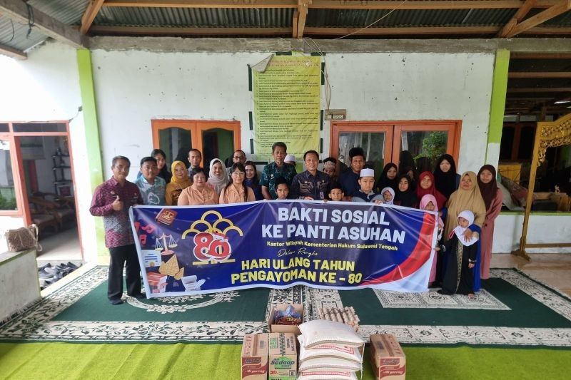 Peringati Hari Bhakti Pengayoman ke-80, Kemenkum Sulteng Bakti Sosial Lintas Agama dan Gelar Sunatan Massal