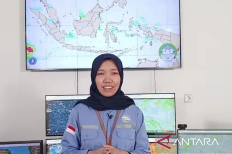 BMKG Keluarkan Peringatan Dini: Waspada Cuaca Ekstrem Sumatera Utara, Potensi Banjir dan Longsor Mengintai!