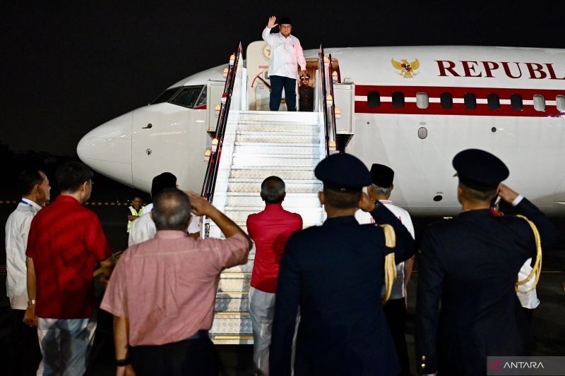 Prabowo di Singapura: Kembali ke Tanah Air Usai Hadiri Parade Nasional 2025, Momen Kedekatan dengan Pemimpin ASEAN