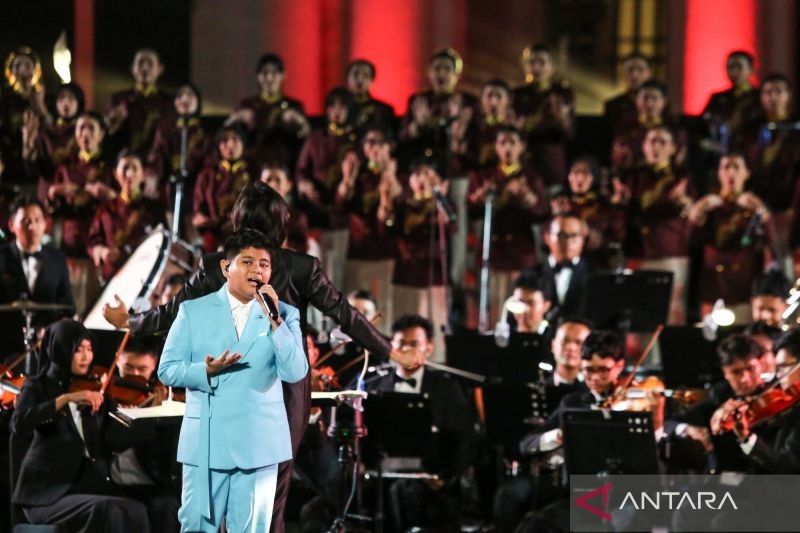 Simfoni Delapan Dekade: Prince Poetiray dan Giring Meriahkan Konser Kemerdekaan GBN 2025 di Kota Tua