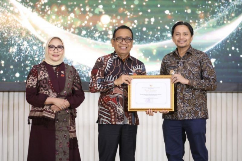Fakta Menarik: Kalsel Raih Penghargaan Provinsi Layak Anak 2025, Penuhi 5 Hak Dasar Anak