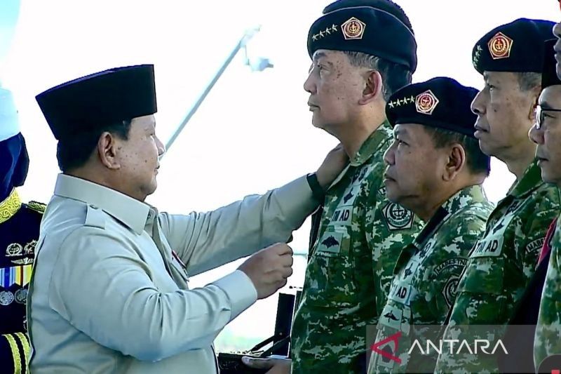 Fakta Menarik: Presiden Prabowo Anugerahkan Jenderal Kehormatan Bintang Empat kepada Lima Purnawirawan TNI Berjasa