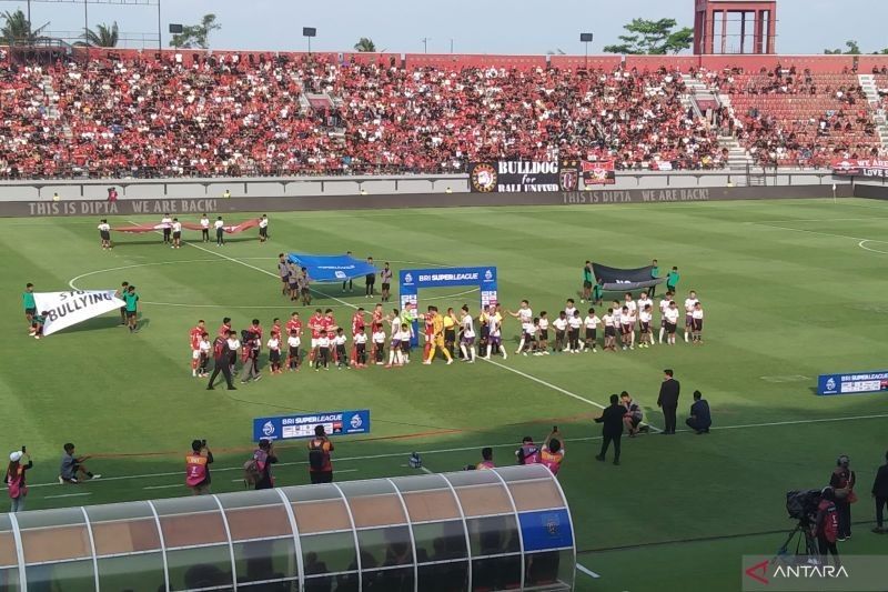 Drama Waktu Tambahan dan Gol Dianulir VAR, Bali United Imbang 1-1 Lawan Persik Kediri di Laga Perdana BRI Super League.