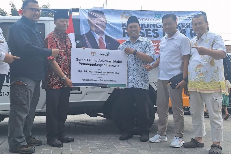 Meningkatkan Respons Warga Jakarta, Pimpinan MPR Salurkan Mobil Tanggap Bencana