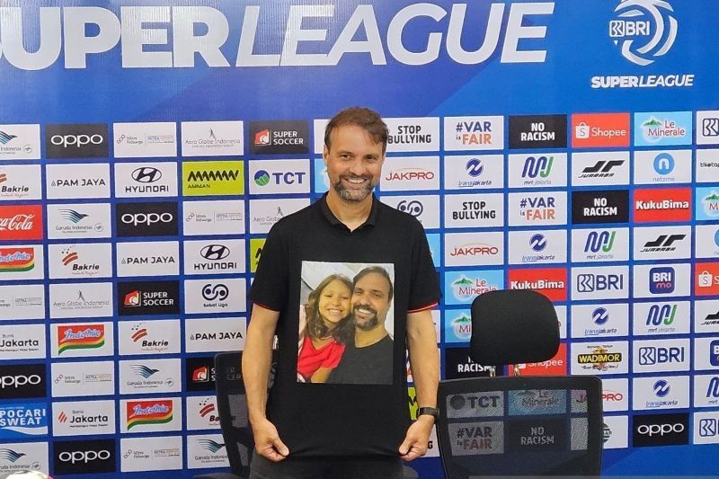 Momen Haru Mauricio Souza di Hari Ayah Brasil Setelah Persija Kalahkan Persita 4-0