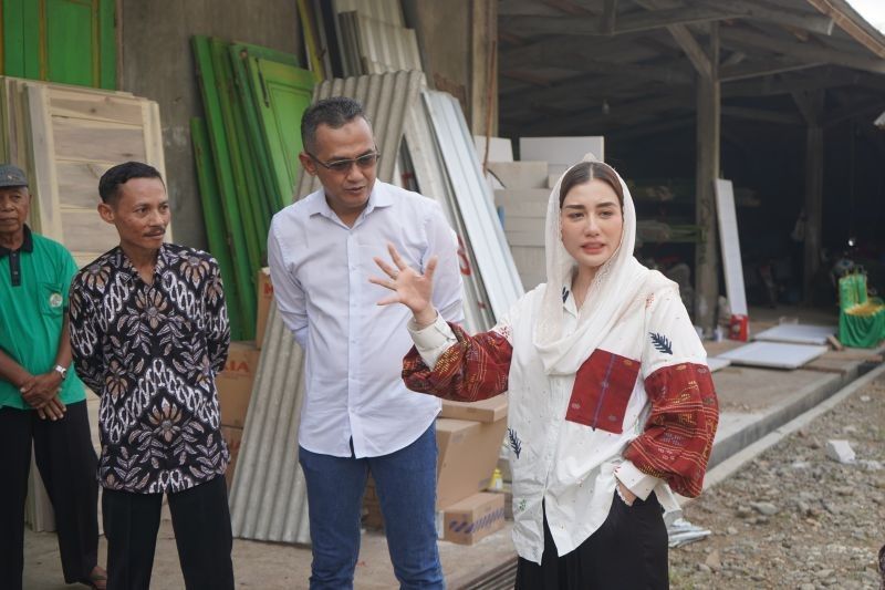 Pentingnya Chiller untuk Kualitas Gizi: Anggota DPR Ingatkan Penyimpanan Bahan Baku Makanan Bergizi Gratis