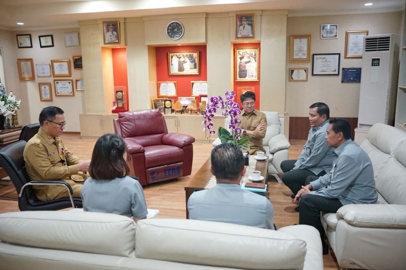 Sinergi Kemenkumham Sulut dan Pemkot Manado: Tingkatkan Kesadaran Hukum Lewat 'Peacemaker Justice Award' dan Bantuan Hukum Gratis