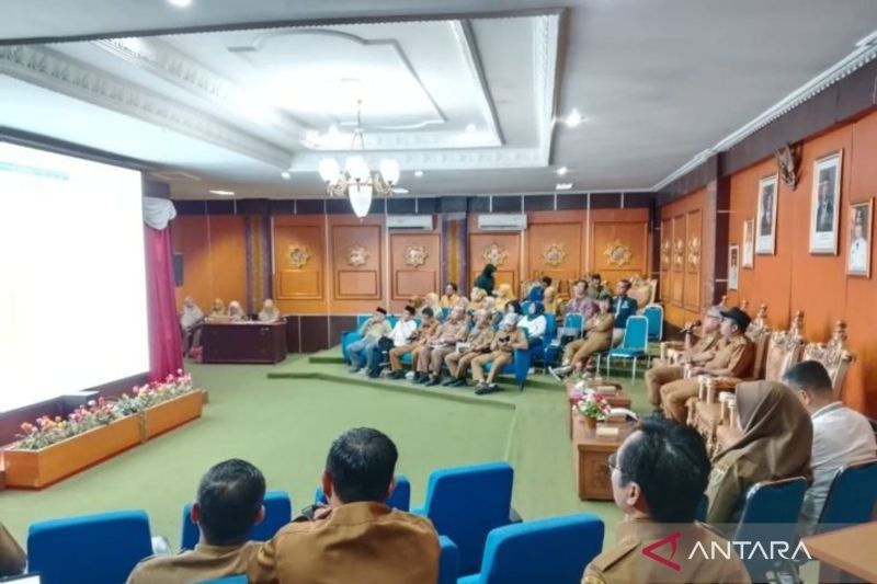 Wabup Tabalong Targetkan 876 KPM Miskin Ekstrem Tuntas 2025, Bantuan Pangan Jadi Kunci Utama