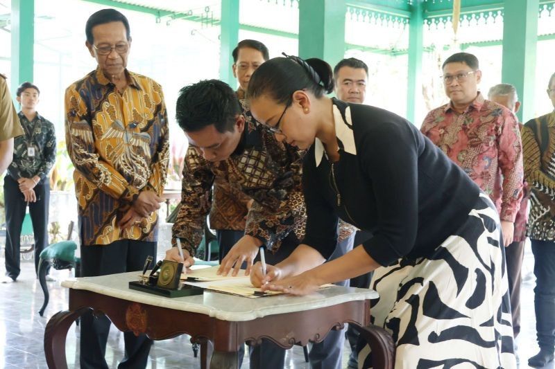 Keraton Yogyakarta dan KAI Sepakat Perkuat Transportasi Publik, Menguak Peran Tanah Kasultanan dalam Sejarah Perkeretaapian DIY