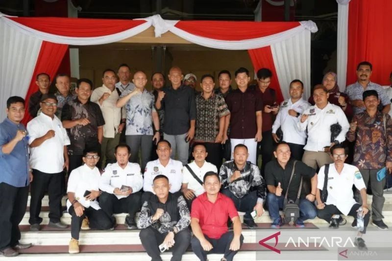 78 Ribu Kepala Keluarga Pekebun Babel Serahkan Data ke Satgas PKH: Langkah Penting Jaminan Lahan