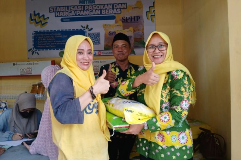 Pemkab Pasuruan Beri Subsidi Rp4.500 per Kemasan, Harga Beras SPHP Kini Lebih Terjangkau!