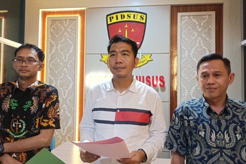 Berkas Korupsi Mantan Bupati Lamtim Dawam Rahardjo Lengkap, Siap Disidangkan: Kerugian Negara Capai Rp3,8 Miliar!