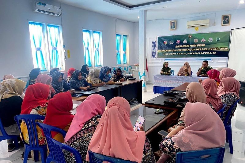 TMMD ke-125 Gelar Penyuluhan KB dan Kesehatan, Warga Bone Bolango Antusias Dapatkan Ilmu Penting