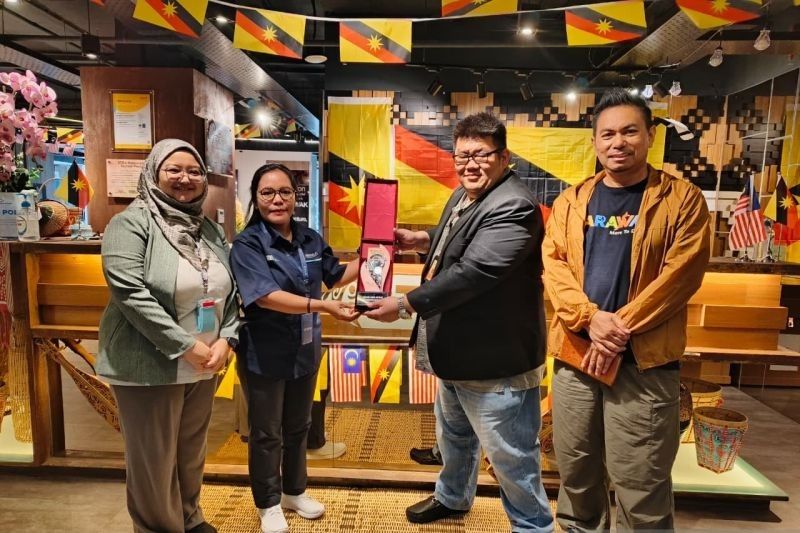 Antara Kalbar Jajaki Kerja Sama Promosi Wisata Lintas Negara dengan Sarawak Tourism Board: Memperkuat Sektor Pariwisata Perbatasan