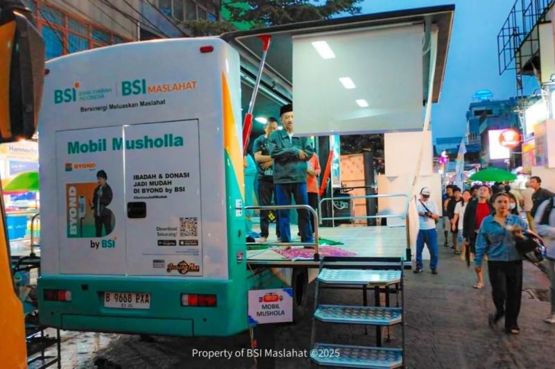 Fakta Unik Pesta Rakyat HUT RI: BSI Hadirkan Lima Mobil Musala, Permudah Ibadah di Keramaian Jakarta