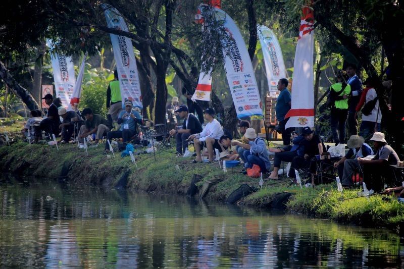 Lomba 17-an Tangerang: Bukan Sekadar Hiburan, Wali Kota Sebut Perkuat Persatuan dan Kebhinnekaan di HUT Ke-80 Kemerdekaan RI