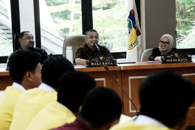Demi Kenyamanan Warga, Wali Kota Palu Evaluasi Ketat Operasional Bus Transpalu dan Rencanakan 100 Bus Stop Baru