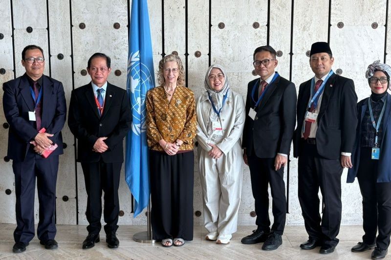 Komitmen Indonesia Pimpin Upaya Global Akhiri Polusi Plastik: Fakta Penting dari Jenewa