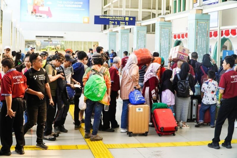 Lebih dari 10 Ribu Penumpang Manfaatkan Promo Merdeka KAI, Diskon 20 Persen Sambut Hari Kemerdekaan