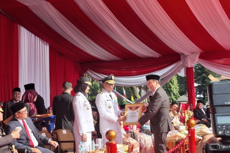 Delapan Dekade Kemerdekaan: Gubernur Lampung Sebut Kemerdekaan Jembatan Emas Menuju Lampung Maju dan Sejahtera