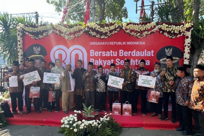 Momen Haru: 15 Eks Napiter Ikuti Upacara HUT ke-80 Kemerdekaan RI di Surabaya, Bukti Deradikalisasi Berhasil