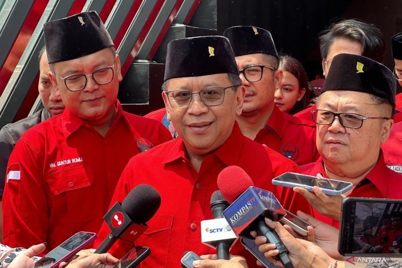 Hasto Ungkap Makna di Balik Arahan Megawati PDIP: Kader Tak Boleh Merasa Lebih Tinggi dari Rakyat