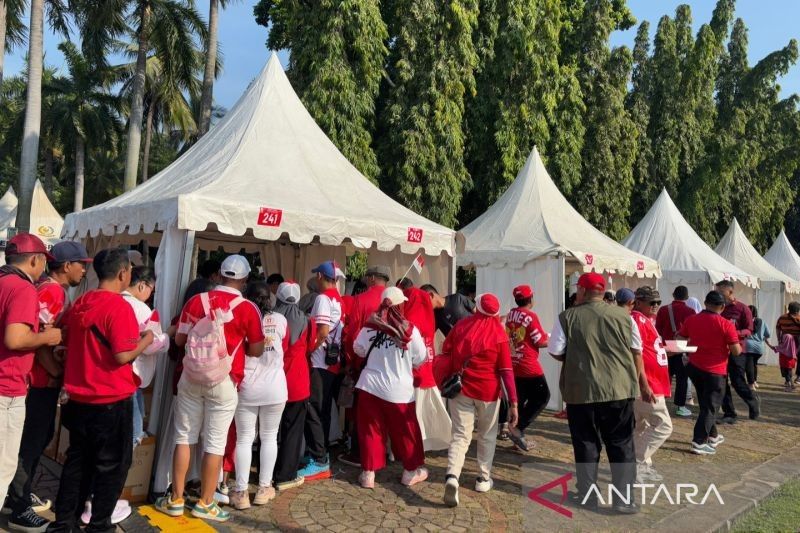 Fakta Unik Pesta Rakyat Monas: 400 UMKM Jakarta Berbagi 300 Ribu Porsi Makanan Gratis, Bangkitkan Ekonomi Lokal!