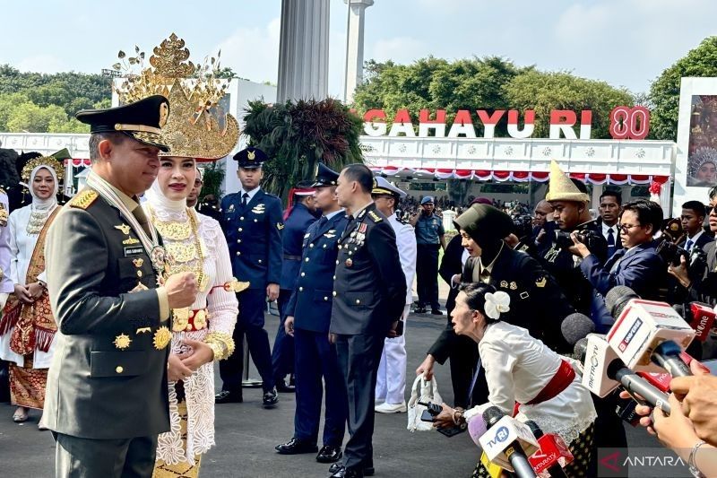Fakta Unik: Istri Panglima TNI Jenderal Agus Subiyanto Ternyata Purna Paskibraka 1987, Puji Aksi Paskibraka HUT RI ke-80