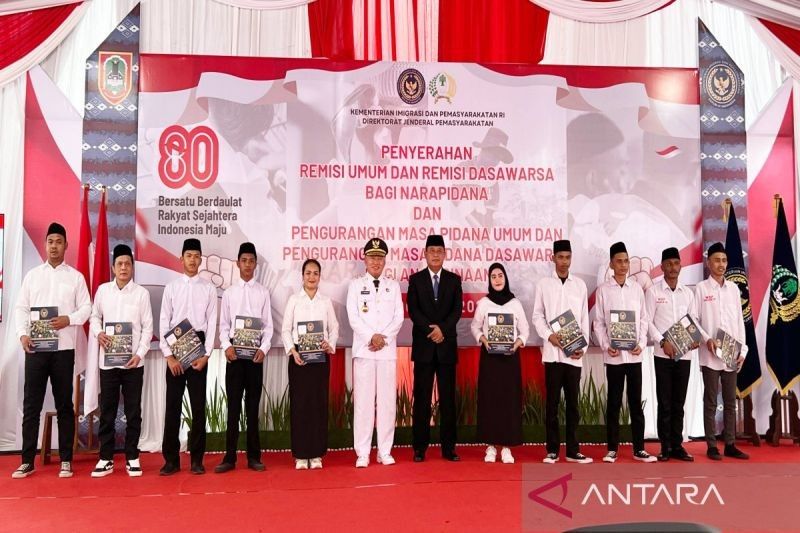 Momen Kemerdekaan ke-80 RI, Puluhan WBP Kalsel Bebas Berkat Remisi