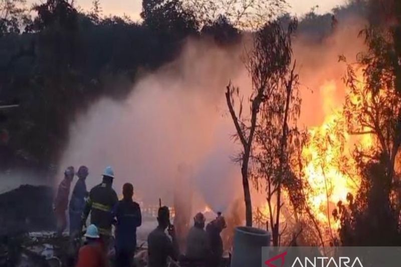 Tragedi Minggu Siang: Satu Tewas, Empat Luka Parah Akibat Kebakaran Sumur Minyak Blora