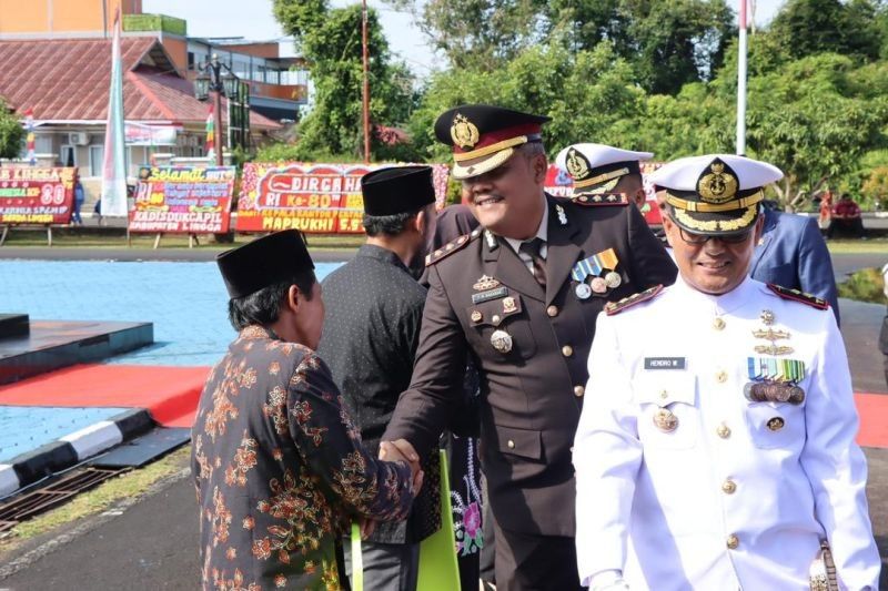 Makna Hari Kemerdekaan: Kapolres Lingga Ajak Jadikan Semangat Kemerdekaan sebagai Energi Positif Bangun Bangsa