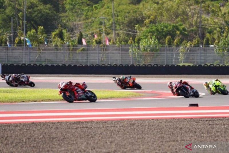 Tahukah Anda Beban Listrik MotoGP Mandalika 2025 Naik 3%? PLN NTB Siaga Penuh Jaga Pasokan Listrik