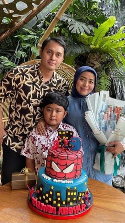 Foto Terbaru Falhan Abssar Anak Nassar dan Muzdalifah yang Ganteng Makin Mirip Sang Ayah