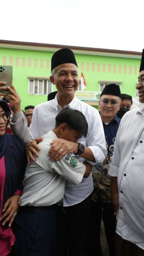 Relawan Ganjar Doa Bersama Kiai dan Santri di Pondok Pesantren Jaktim