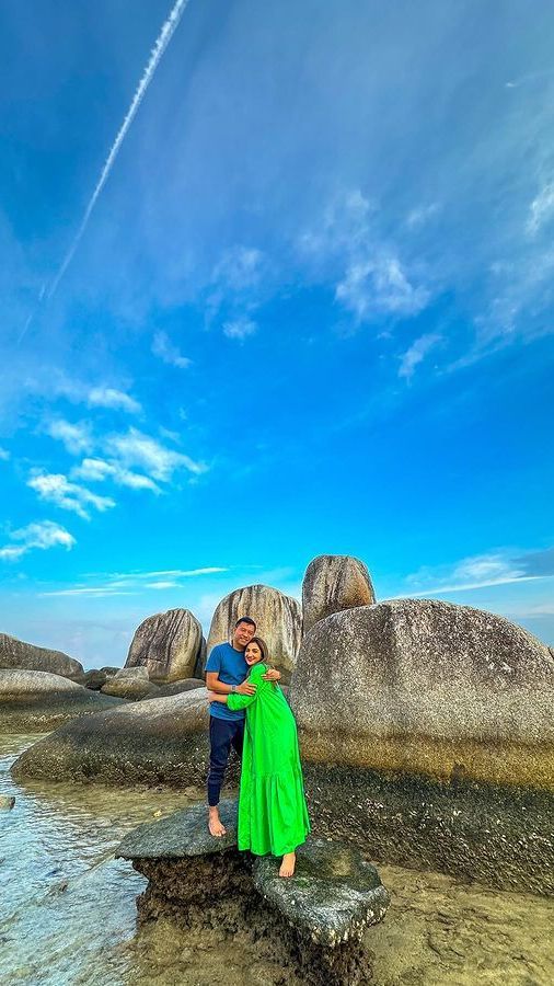 Cantiknya Ashanty Pakai Baju Hijau Liburan ke Pulau Natuna, Potret Dipeluk Anang Hermansyah Romantis Banget Bak Pengantin Baru