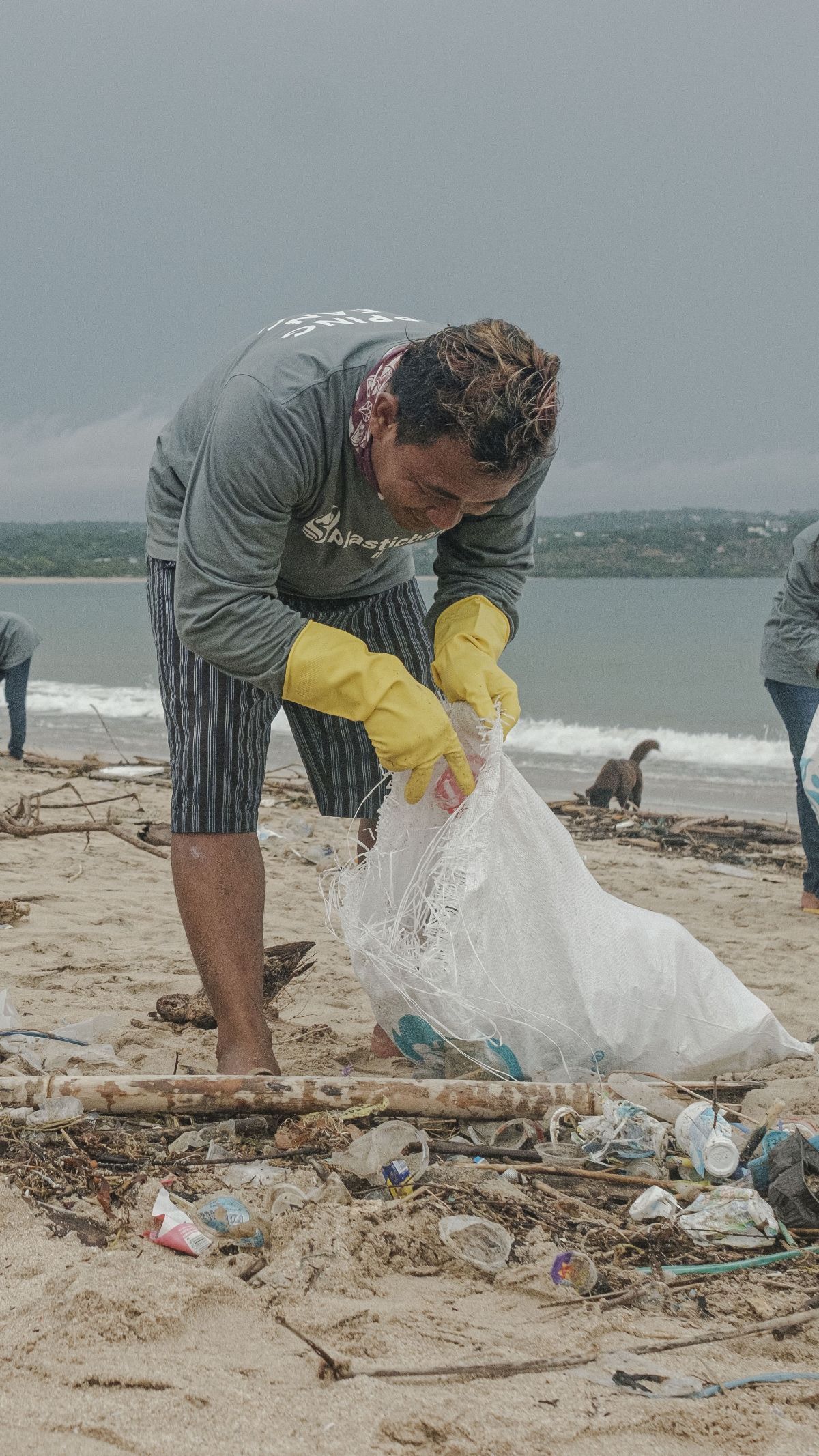 Pemerintah Akui Sulit Atur Sebaran Kantong Plastik di Pasar Tradisional