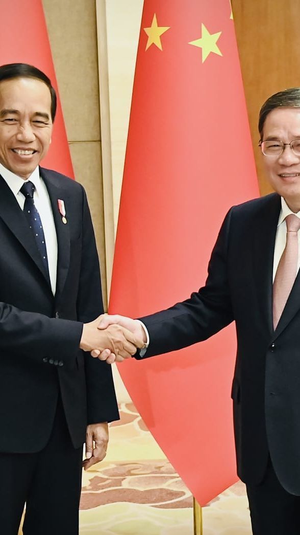 Bertemu PM Li Qiang, Presiden Jokowi Minta China Segera Cairkan Investasi di IKN