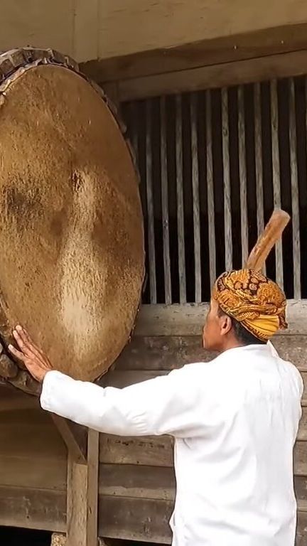 Melihat Keunikan Masjid Kayu di Kampung Naga, Beduknya Tak Boleh Ditabuh Sembarangan