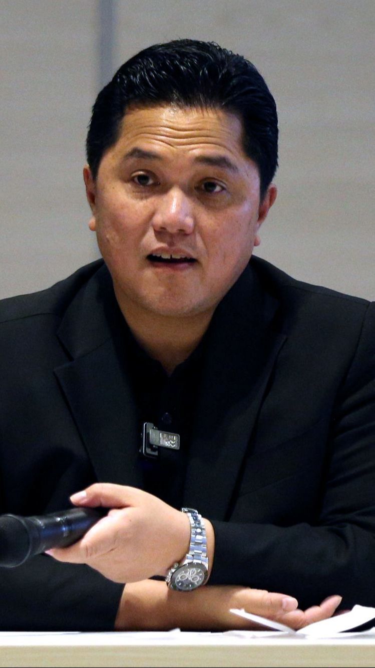 VIDEO: Erick Thohir Urus SKCK Jelang Pendaftaran Capres-Cawapres di KPU