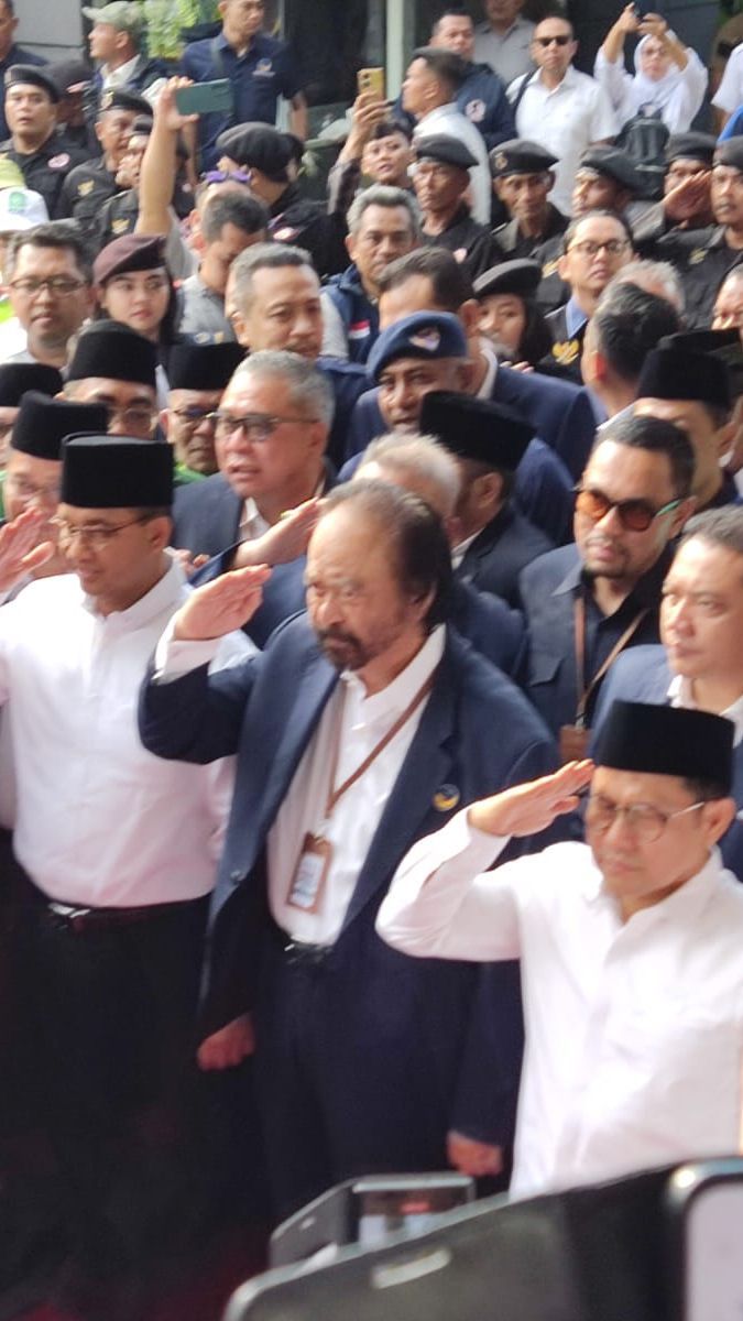 Surya Paloh Antarkan Anies-Cak Imin ke KPU: Jalan Kita Tak Biasa, Banyak Cobaan dan Sinisme