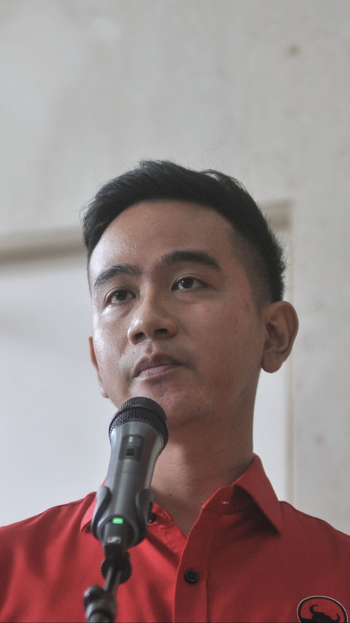 PDIP Bakal Panggil Ulang Gibran, Hasto: Ngobrol Nanti Sama Pak Arsjad dan Mbak Puan